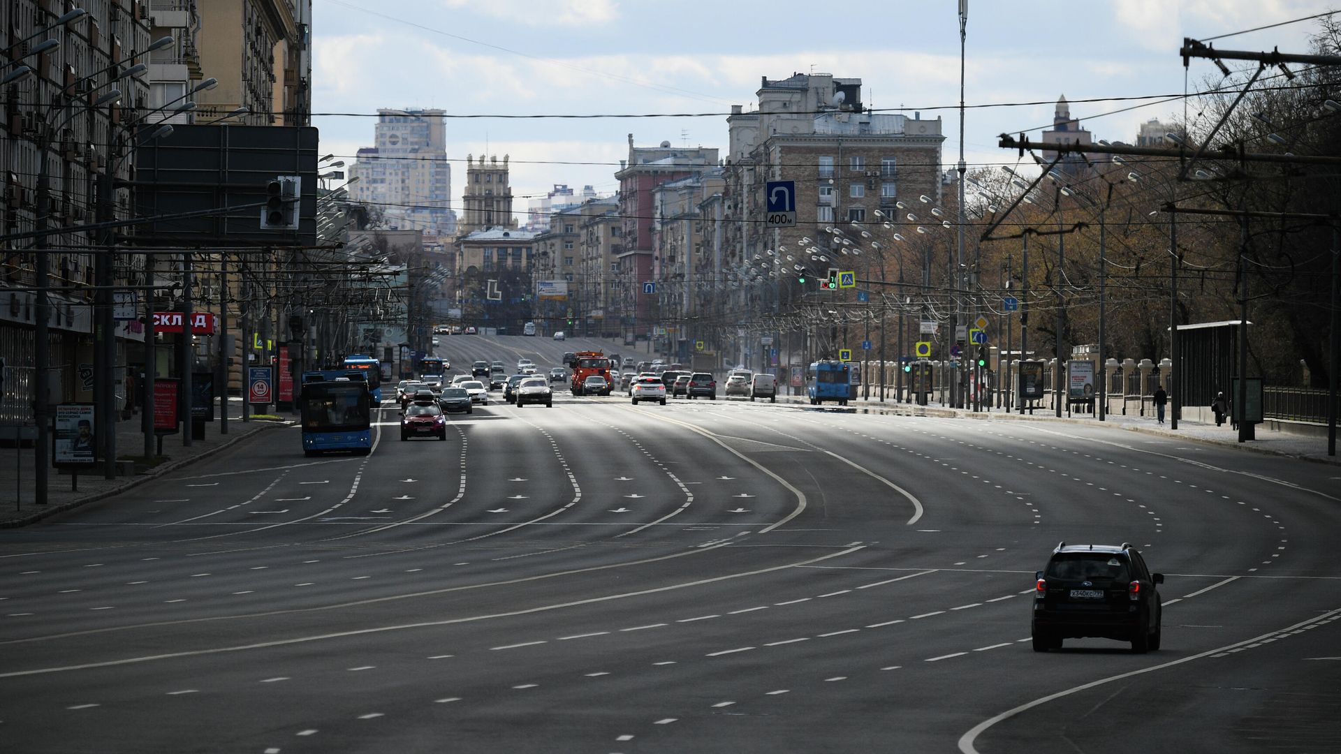 Движение на Ленинском проспекте в Москве Движение на Ленинском проспекте в Москве - РИА Новости, 1920, 21.01.2022