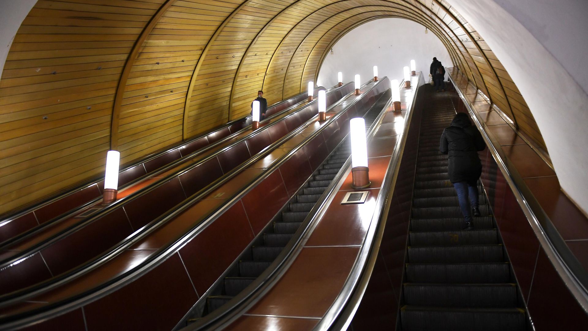 Эскалатор в Московском метрополитене Эскалатор в Московском метрополитене - РИА Новости, 1920, 09.09.2020