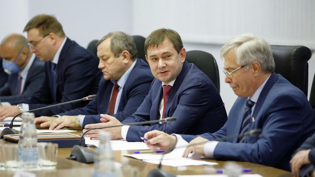 Председатель Воронежской областной Думы Владимир Нетесов Председатель Воронежской областной Думы Владимир Нетесов