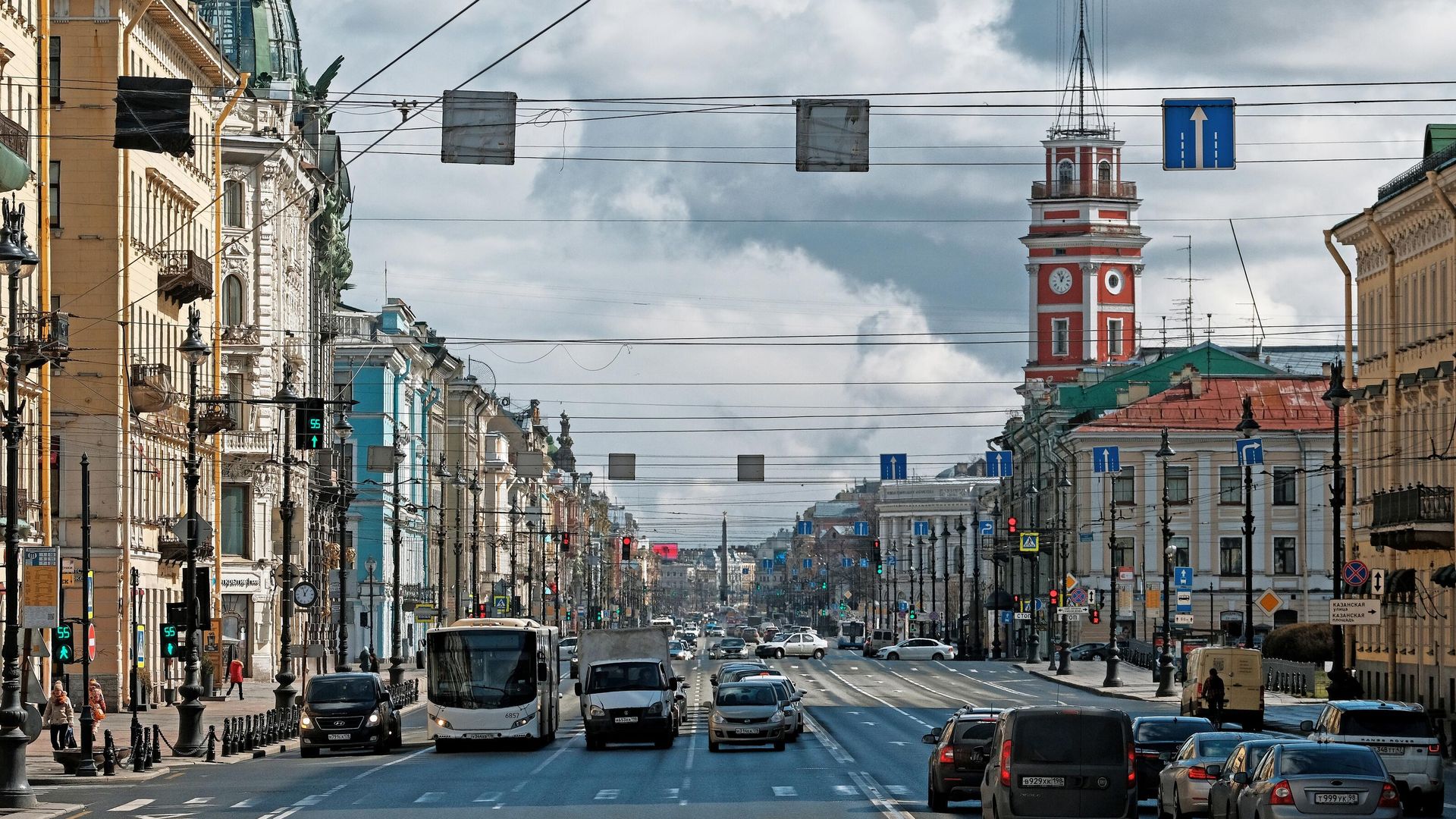 Невский проспект в Санкт-Петербурге Невский проспект в Санкт-Петербурге - РИА Новости, 1920, 17.11.2020