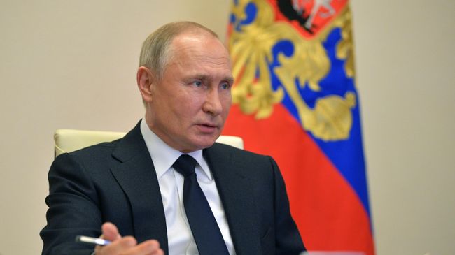 Президент РФ Владимир Путин проводит в режиме видеоконференции совещание с членами правительства РФ Президент РФ Владимир Путин проводит в режиме видеоконференции совещание с членами правительства РФ