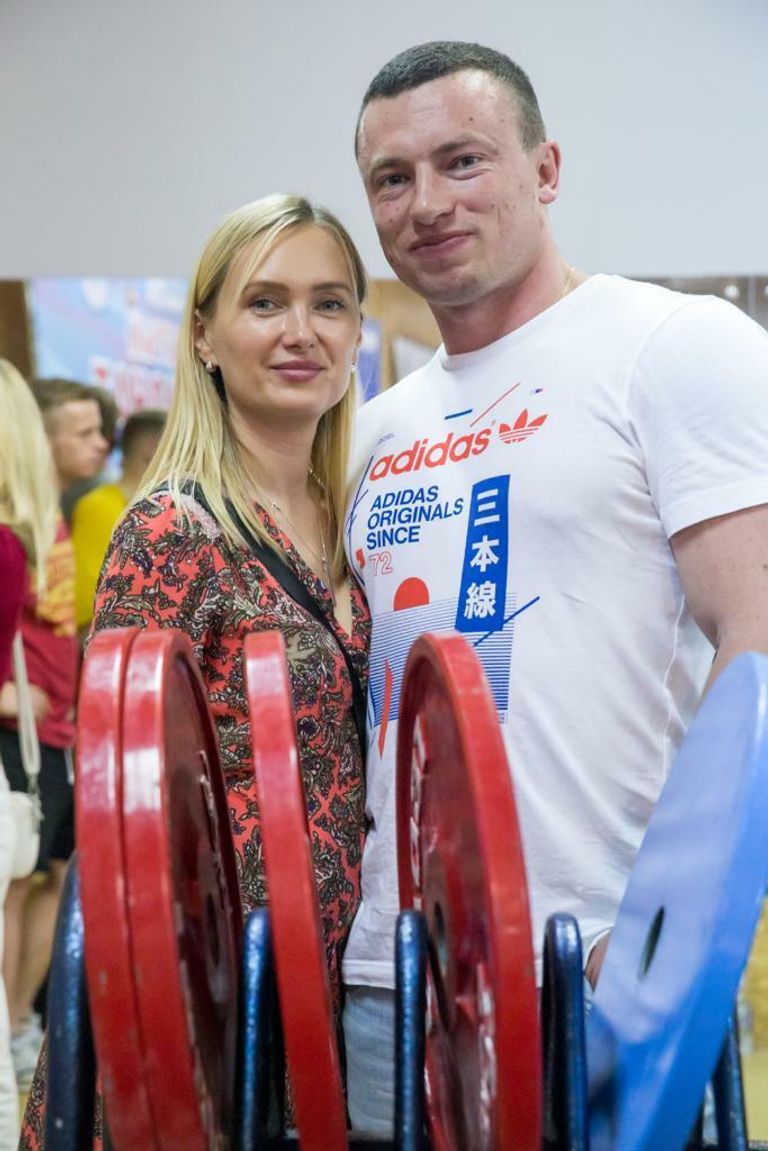 Алексей с женой Алексей с женой
