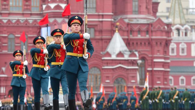 Военный парад, посвящённый годовщине Победы в Великой Отечественной войне Военный парад, посвящённый годовщине Победы в Великой Отечественной войне