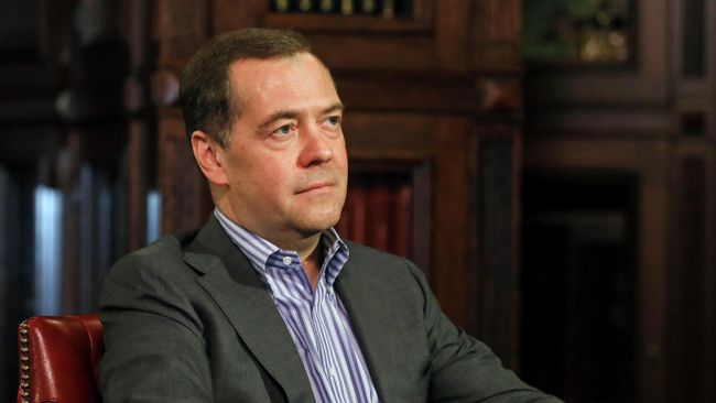 Дмитрий Медведев