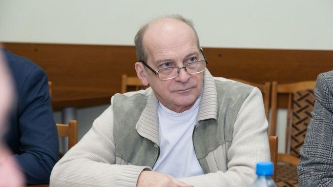 Заведующий отделом физиологии человека в экстремальных условиях Института медико-биологических проблем (ИМБП) РАН, доктор медицинских наук, академик Российской академии космонавтики им. Циолковского Александр Суворов Заведующий отделом физиологии человека в экстремальных условиях Института медико-биологических проблем (ИМБП) РАН, доктор медицинских наук, академик Российской академии космонавтики им. Циолковского Александр Суворов