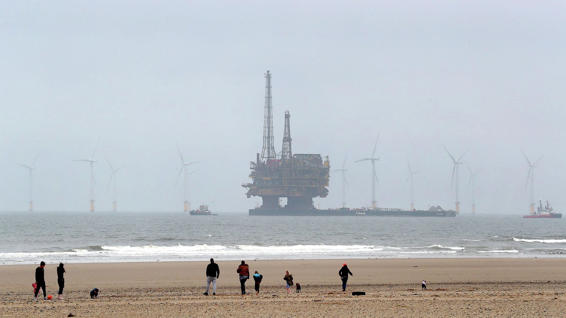 Добыча нефти марки Brent в Северном море Добыча нефти марки Brent в Северном море - РИА Новости, 1920, 06.01.2021
