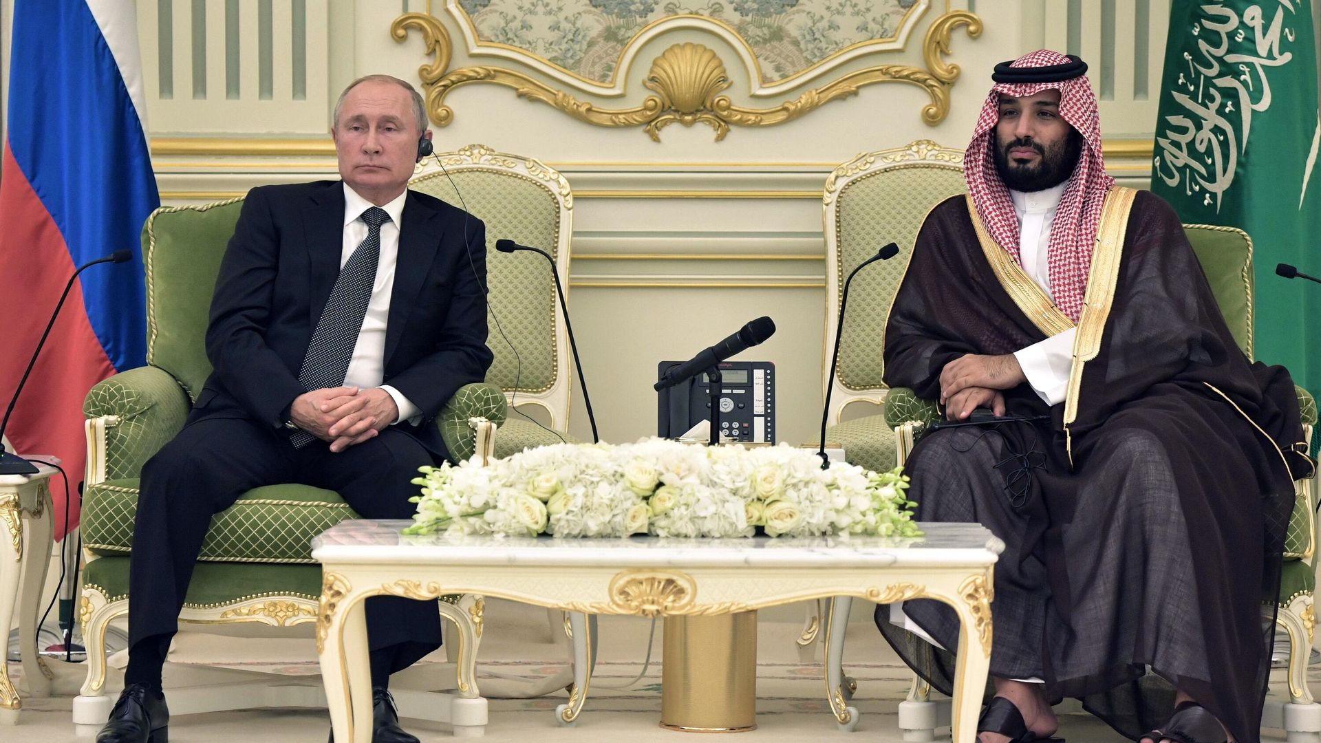 Президент России Владимир Путин и наследный принц Саудовской Аравии Мухаммед бен Сальман Аль Сауд Президент России Владимир Путин и наследный принц Саудовской Аравии Мухаммед бен Сальман Аль Сауд - РИА Новости, 1920, 21.07.2022