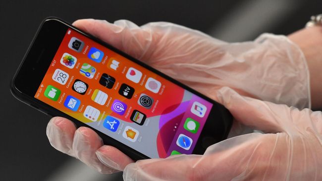 Новый смартфон компании Apple iPhone SE 2020 в магазине Cstore в Москве Новый смартфон компании Apple iPhone SE 2020 в магазине Cstore в Москве