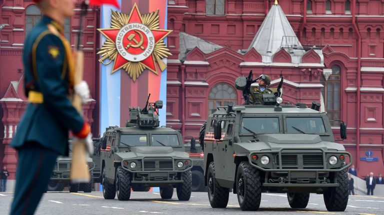 Бронеавтомобили Тигр-М на военном параде, посвящённом 74-й годовщине Победы в Великой Отечественной войне Бронеавтомобили Тигр-М на военном параде, посвящённом 74-й годовщине Победы в Великой Отечественной войне