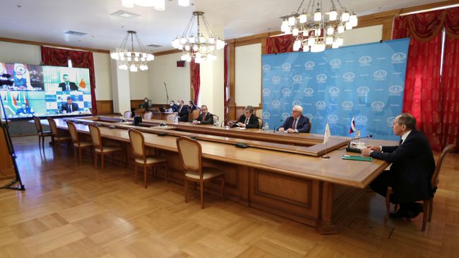 Министр иностранных дел РФ Сергей Лавров принимает участие в онлайн-встрече глав МИД стран БРИКС