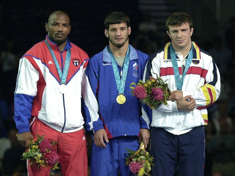 Йоэль Ромеро, Адам Сайтиев и Магомед Ибрагимов (слева направо) на ОИ-2000 Йоэль Ромеро, Адам Сайтиев и Магомед Ибрагимов (слева направо) на ОИ-2000