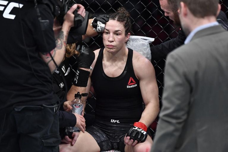 Сара МакМанн в UFC Сара МакМанн в UFC