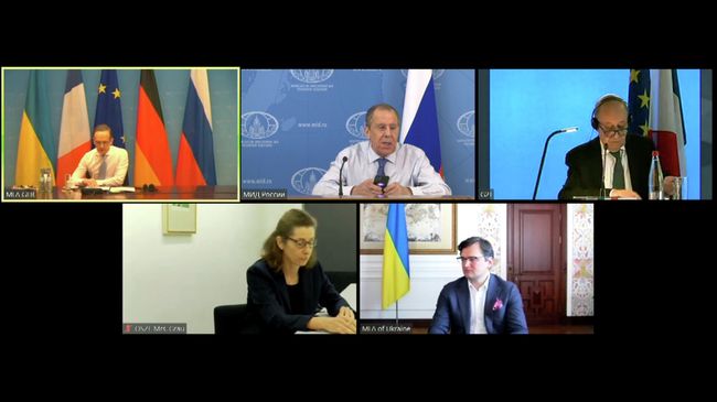 Министр иностранных дел РФ Сергей Лавров принимает участие в видеоконференции министров иностранных дел нормандского формата Министр иностранных дел РФ Сергей Лавров принимает участие в видеоконференции министров иностранных дел нормандского формата