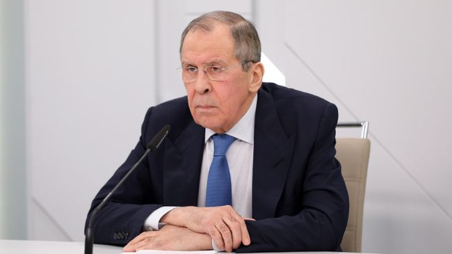 Министр иностранных дел РФ Сергей Лавров на пресс-конференции в режиме онлайн по итогам видеоконференции министров иностранных дел нормандского формата Министр иностранных дел РФ Сергей Лавров на пресс-конференции в режиме онлайн по итогам видеоконференции министров иностранных дел нормандского формата