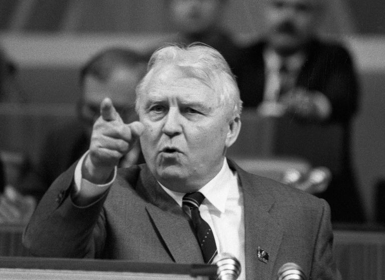 Член Политбюро ЦК КПСС Егор Лигачев