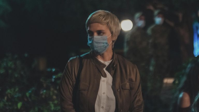 Кадр из сериала Закрытый сезон Кадр из сериала Закрытый сезон
