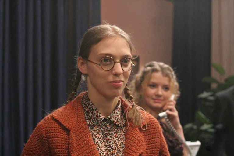 Кадр из сериала Не родись красивой Кадр из сериала Не родись красивой