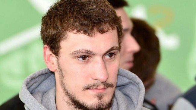Российский хоккеист Николай Белов