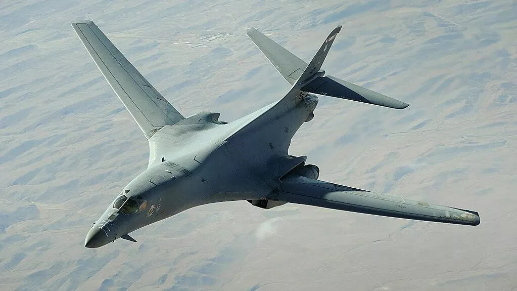 США вывели все B-1 с британской базы Фэрфорд после инцидента, пишет WSJ