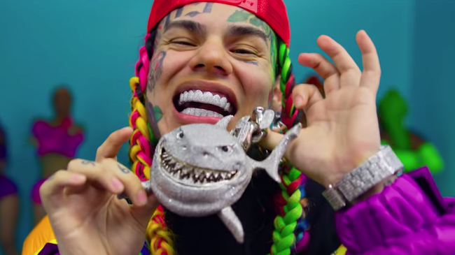 Клип 6ix9ine - Gooba Клип 6ix9ine - Gooba