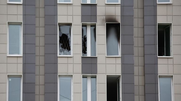 Окна больницы Святого Георгия в Санкт-Петербурге, где в результате пожара погибли 5 человек Окна больницы Святого Георгия в Санкт-Петербурге, где в результате пожара погибли 5 человек