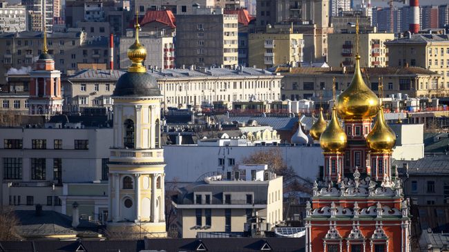 Храм Воскресения Христова в Кадашах и Храм во имя иконы Божией Матери Всех скорбящих Радость на Ордынке в Москве Храм Воскресения Христова в Кадашах и Храм во имя иконы Божией Матери Всех скорбящих Радость на Ордынке в Москве