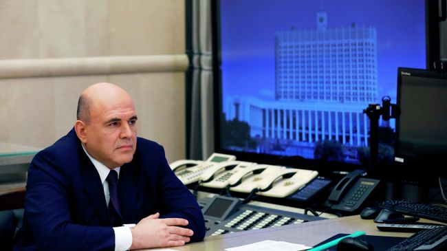 Председатель правительства РФ Михаил Мишустин во время совещания в формате видеоконференции президента РФ Владимира Путина с членами правительства РФ