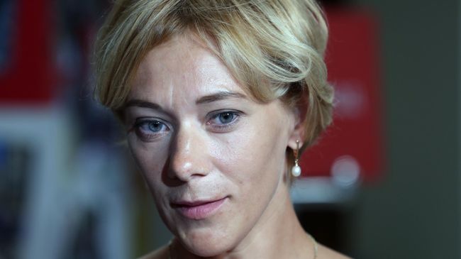 Биатлониста Ольга Зайцева в предвыборном штабе Сергея Собянина, где идет сбор подписей за действующего мэра Москвы для регистрации его в качестве кандидата на выборах мэра столицы на новый срок. Биатлониста Ольга Зайцева в предвыборном штабе Сергея Собянина, где идет сбор подписей за действующего мэра Москвы для регистрации его в качестве кандидата на выборах мэра столицы на новый срок.