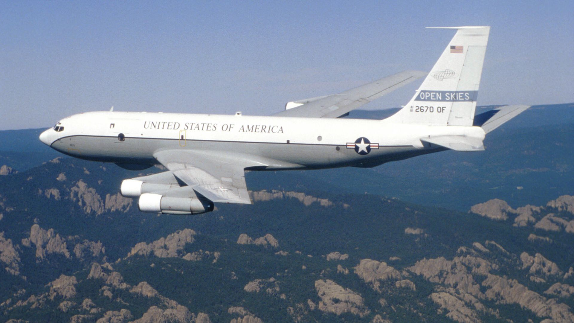 Самолет Boeing OC-135B Самолет Boeing OC-135B - РИА Новости, 1920, 17.07.2020