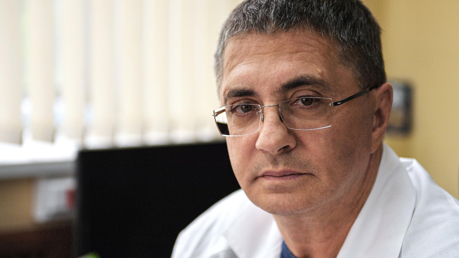 Главврач ГКБ им. Жадкевича Александр Мясников Главврач ГКБ им. Жадкевича Александр Мясников - РИА Новости, 1920, 11.09.2020