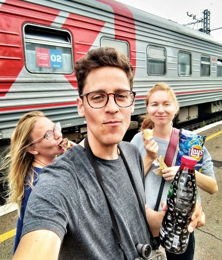 На перроне