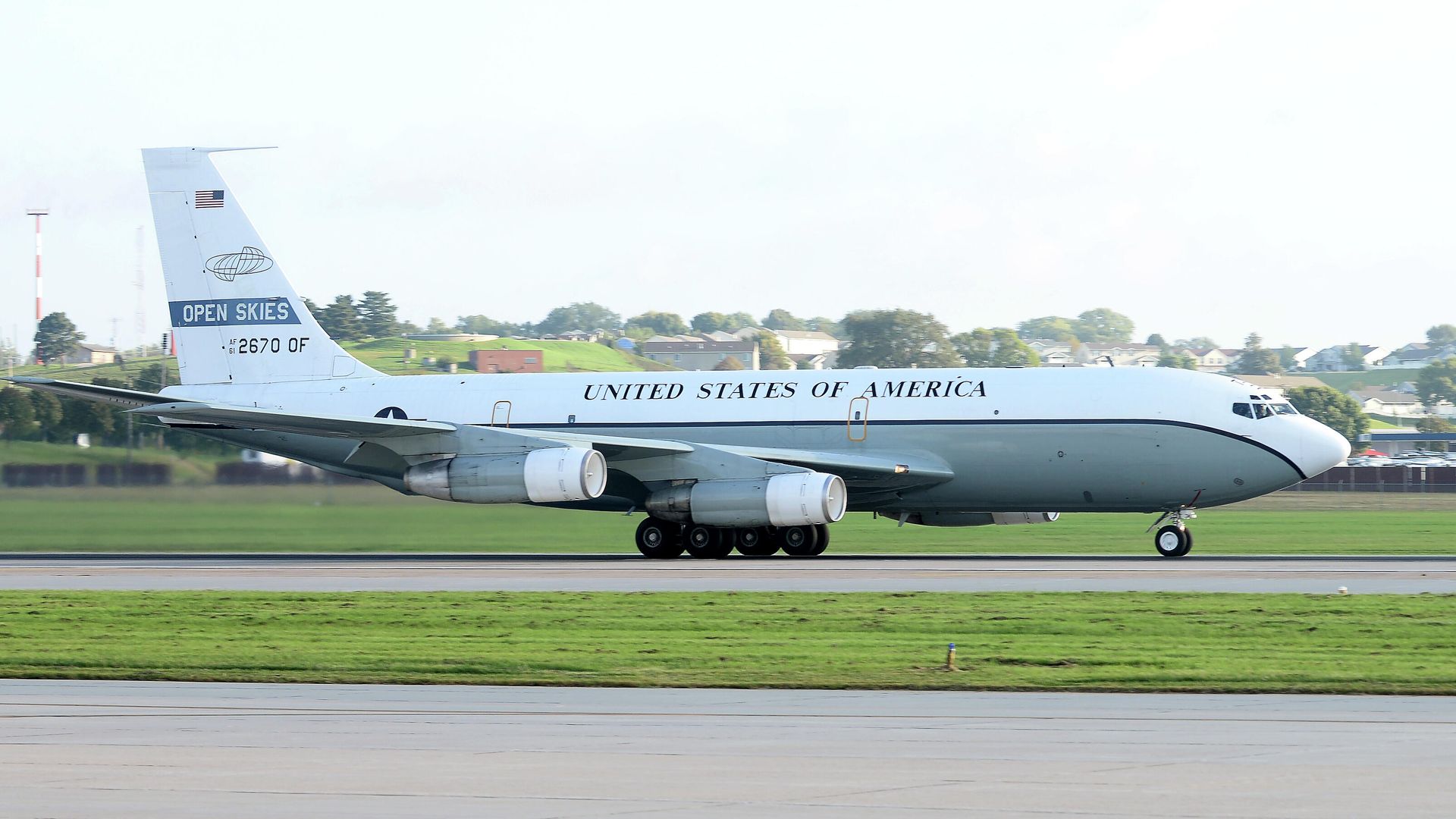 Самолет авиационного наблюдения ВВС США OC-135 Открытое небо Самолет авиационного наблюдения ВВС США OC-135 Открытое небо - РИА Новости, 1920, 06.04.2021