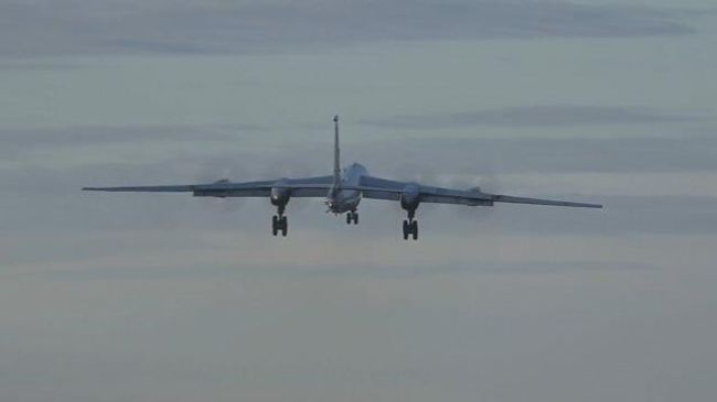 Учебные полеты дальних противолодочных самолетов Ту-142МЗ Учебные полеты дальних противолодочных самолетов Ту-142МЗ