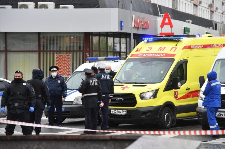 Захват заложников в отделении банка в центре Москвы Захват заложников в отделении банка в центре Москвы