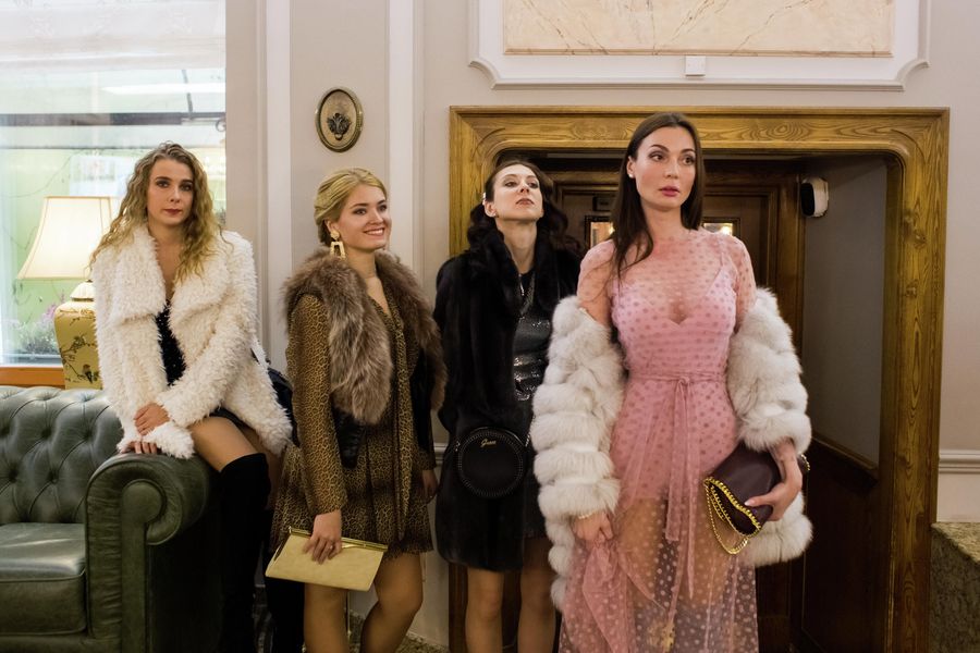 Кадр из сериала Записки отельера #Гельвеция Кадр из сериала Записки отельера #Гельвеция