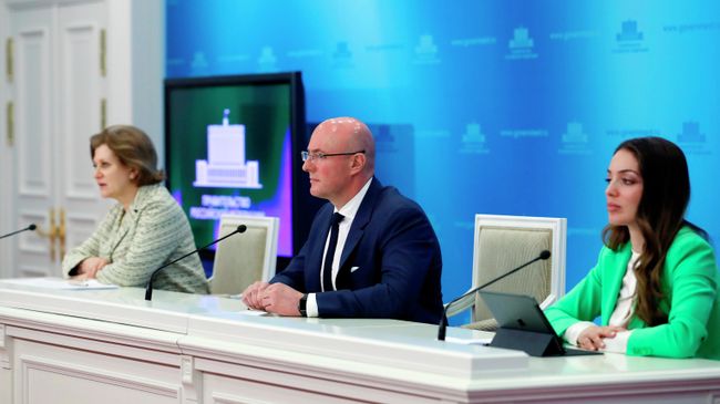Брифинг Дмитрия Чернышенко, Анны Поповой и Зарины Догузовой по вопросам внутреннего туризма Брифинг Дмитрия Чернышенко, Анны Поповой и Зарины Догузовой по вопросам внутреннего туризма