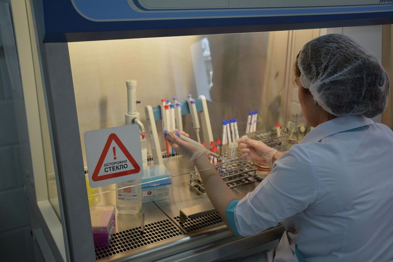 Работа референс-лаборатории в Душанбе Работа референс-лаборатории в Душанбе