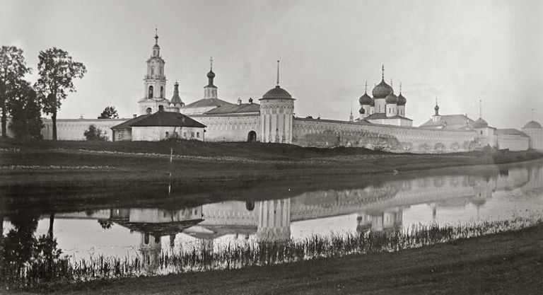 Троицкий Макарьев монастырь в Калязине Троицкий Макарьев монастырь в Калязине