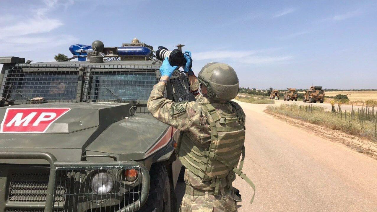 Российские и турецкие военные во время совместного патрулирования в провинции Идлиб, Сирия - РИА Новости, 1920, 08.06.2022
