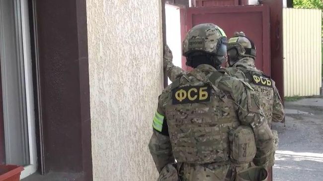 Сотрудники ФСБ Сотрудники ФСБ