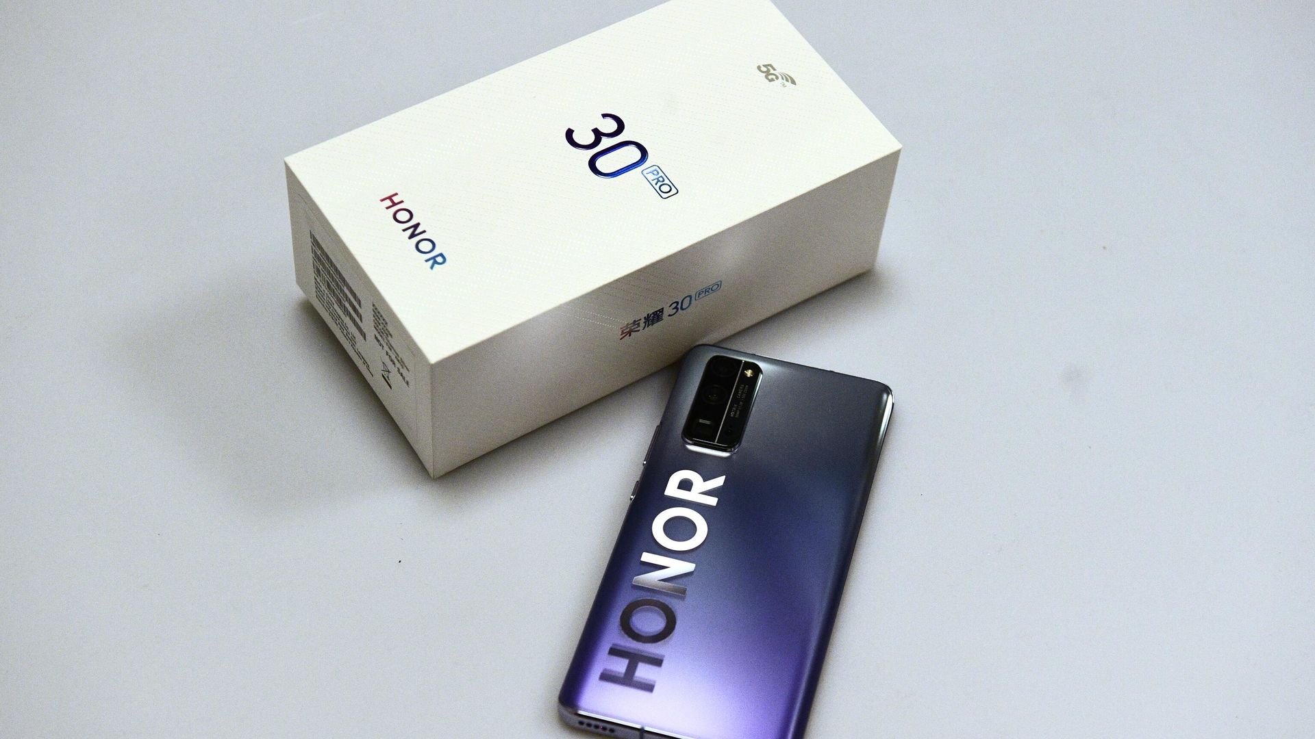 Смартфон HUAWEI Honor 30 - РИА Новости, 1920, 21.09.2021