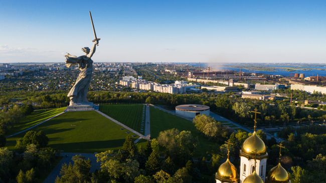 Монумент Родина-мать зовет! на Мамаевом кургане после реставрации Монумент Родина-мать зовет! на Мамаевом кургане после реставрации