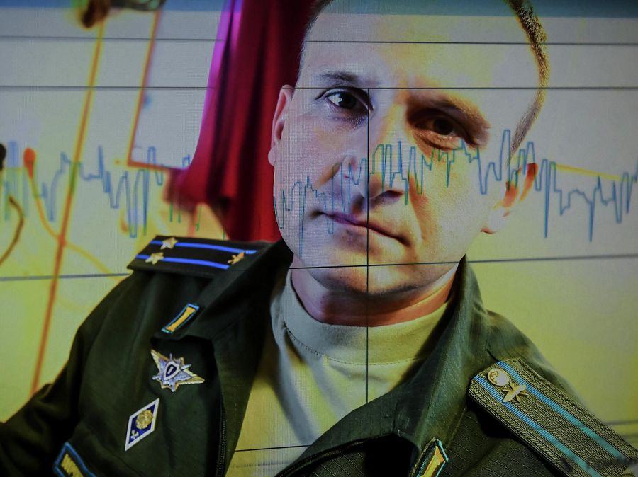 Член экипажа исследовательского судна Балтийского флота Адмирал Владимирский подполковник Сергей Чернышев Член экипажа исследовательского судна Балтийского флота Адмирал Владимирский подполковник Сергей Чернышев
