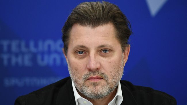 Ректор Российской академии живописи, ваяния и зодчества Ильи Глазунова, член Президиума Российской академии художеств Иван Глазунов Ректор Российской академии живописи, ваяния и зодчества Ильи Глазунова, член Президиума Российской академии художеств Иван Глазунов