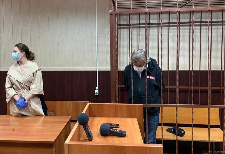 Актёр Михаил Ефремов во время избрания меры пресечения в Таганском суде Москвы Актёр Михаил Ефремов во время избрания меры пресечения в Таганском суде Москвы