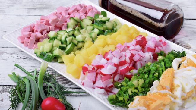Ингредиенты для окрошки Ингредиенты для окрошки