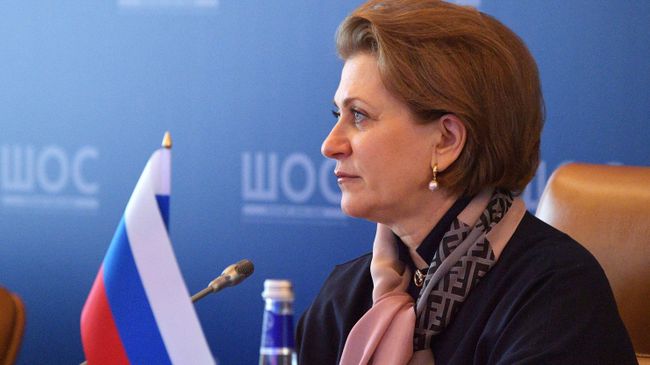 Анна Попова