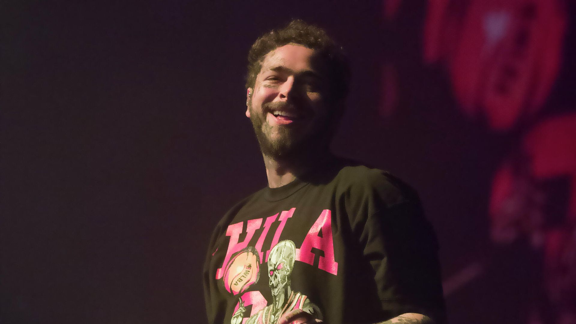 Американский исполнитель Post Malone
Американский исполнитель Post Malone
- РИА Новости, 1920, 15.07.2026