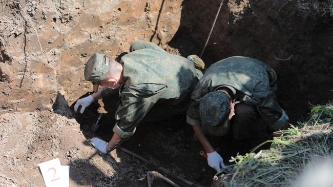 Место захоронения жертв концлагеря Моглино в Псковской области