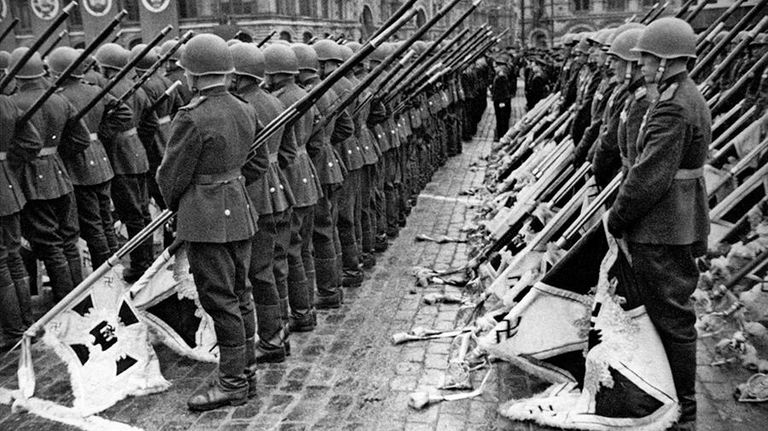 Парад Победы на Красной площади 24 июня 1945 года Парад Победы на Красной площади 24 июня 1945 года